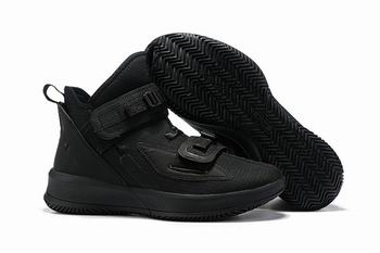 cheap Nike Lebron james shoes from china free shipping